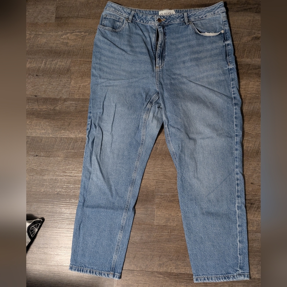 Dynamite Claudia Mom Jeans